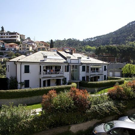 George V Apartman Levanto Kültér fotó